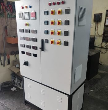 Thyristor temperature control panel